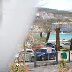 New! Urban With Free Parking Апартаменти