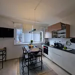 New! Urban With Free Parking * Trogir