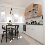 New! Urban With Free Parking *